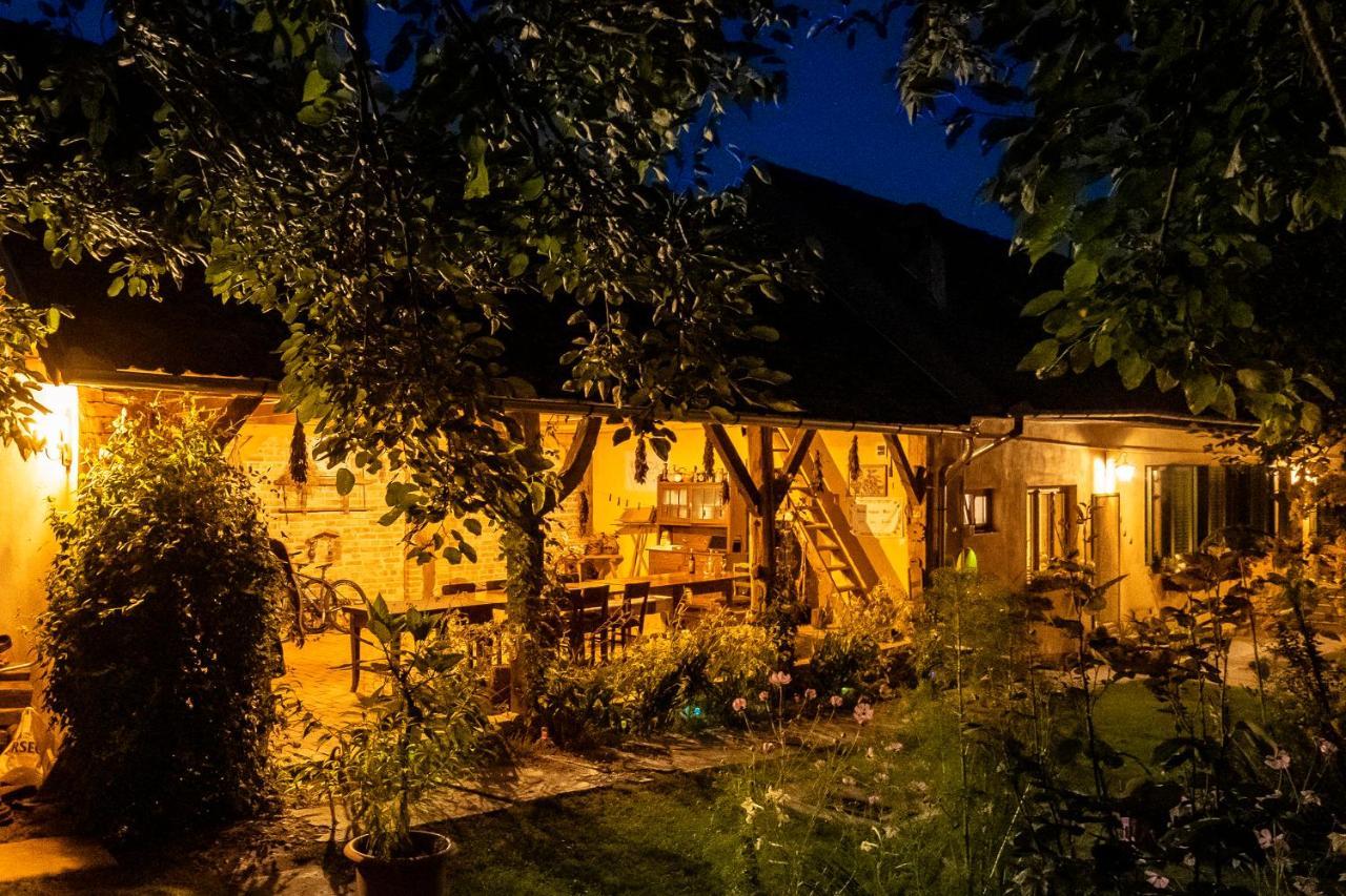 Villa Rihuini Eco Wine House Transylvania Richisu المظهر الخارجي الصورة